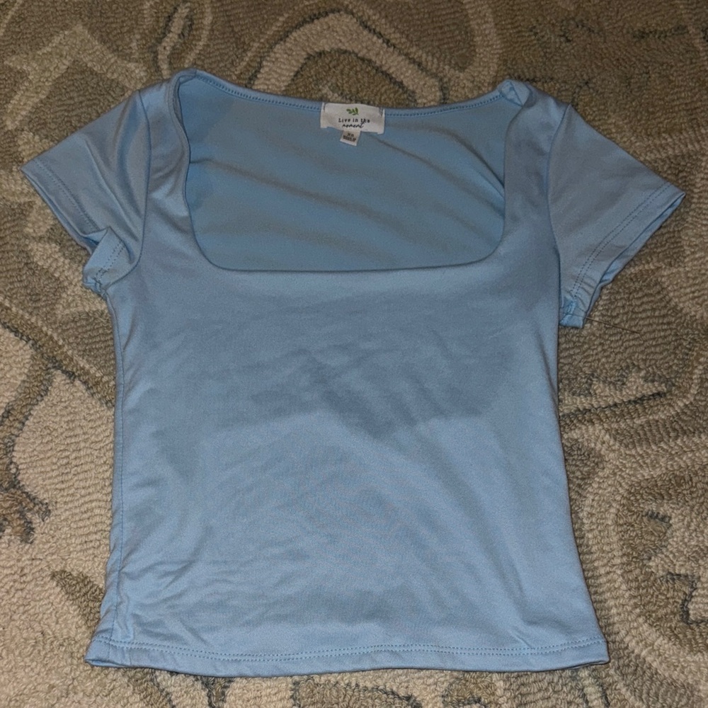 Blue short sleeve top